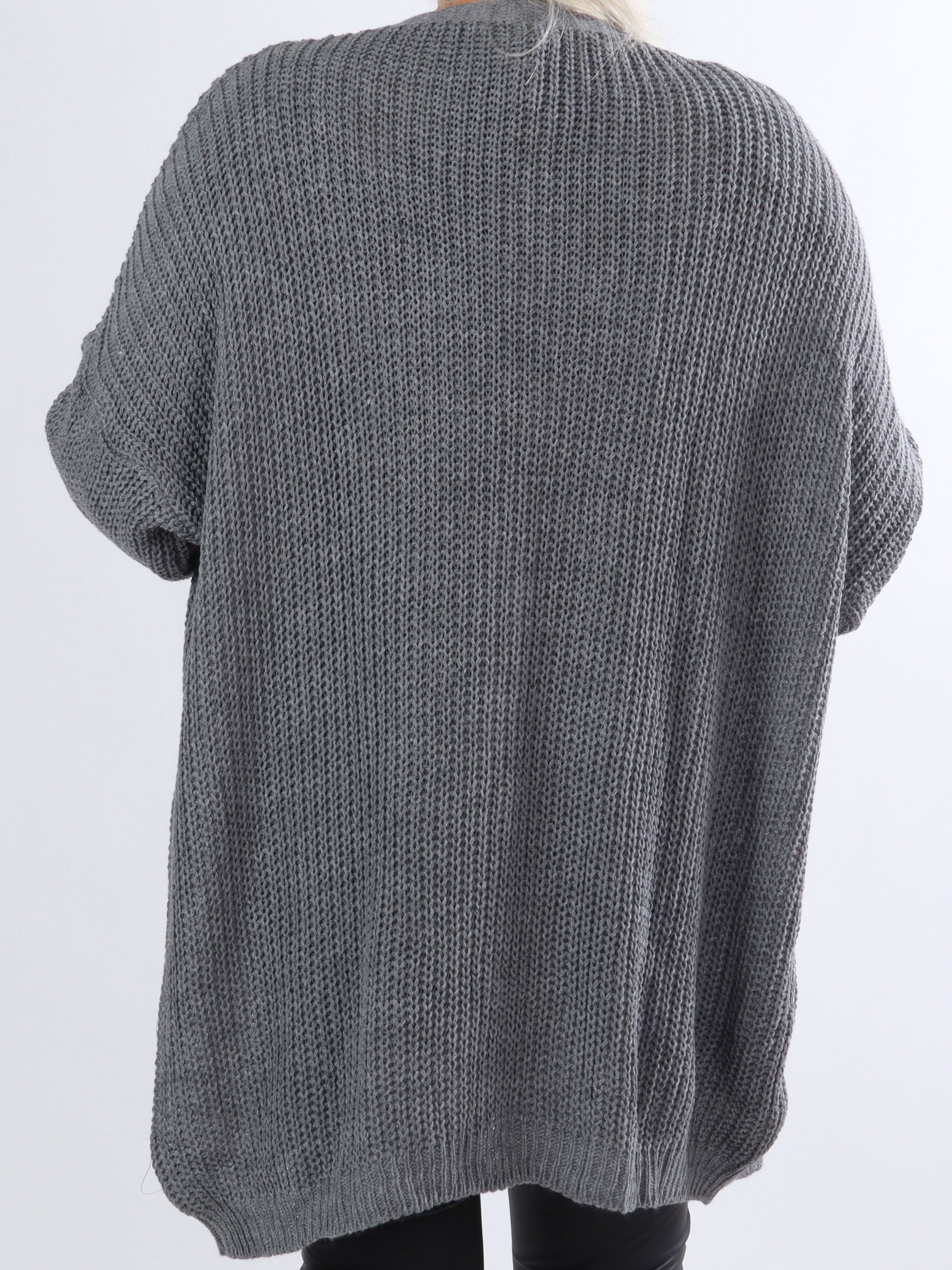 Millymy - Plus size cardigan i strik med store knapper